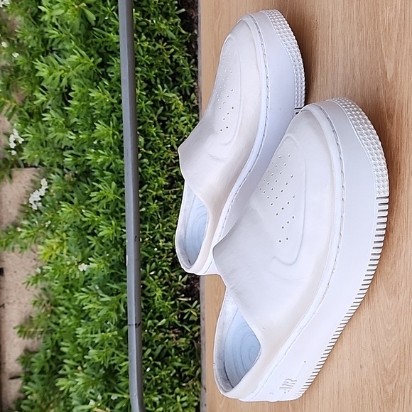 Nike Air Force 1 Lover XX Womens Size 9 Shoes Mules Slides Sneakers Off White - Picture 3 of 9